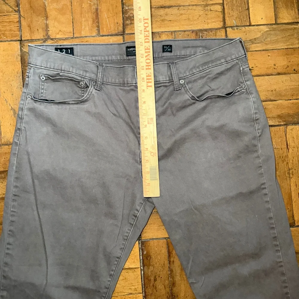 Lucky Brand 121 Slim Straight Mens Gray Pants 38x30 Cotton Blend Stretch